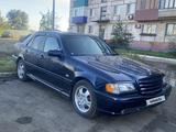 Mercedes-Benz C 200 1998 года за 2 800 000 тг. в Рудный – фото 2