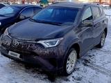 Toyota RAV4 2016 годаfor7 500 000 тг. в Актобе – фото 3