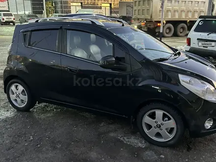 Chevrolet Spark 2010 года за 3 500 000 тг. в Шымкент – фото 17