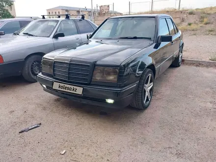 Mercedes-Benz E 230 1991 года за 2 300 000 тг. в Тараз – фото 12