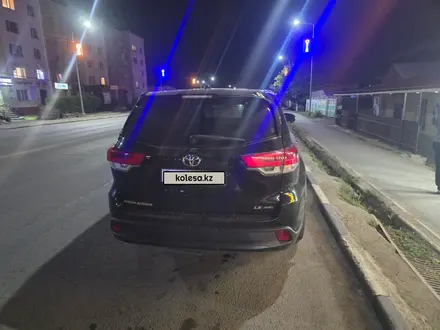 Toyota Highlander 2019 года за 18 000 000 тг. в Алматы – фото 3