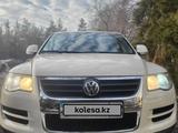 Volkswagen Touareg 2007 года за 6 100 000 тг. в Алматы