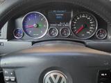 Volkswagen Touareg 2007 года за 6 100 000 тг. в Алматы – фото 3