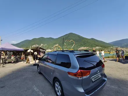 Toyota Sienna 2011 года за 10 500 000 тг. в Атырау – фото 10