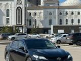 Toyota Camry 2018 года за 15 555 555 тг. в Усть-Каменогорск – фото 2