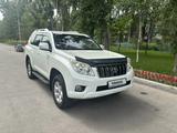 Toyota Land Cruiser Prado 2013 года за 14 300 000 тг. в Алматы