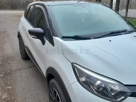 Renault Kaptur 2018 года за 7 900 000 тг. в Усть-Каменогорск – фото 5