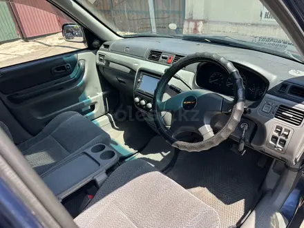 Honda CR-V 1996 года за 2 600 000 тг. в Алматы – фото 11