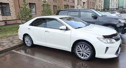 Toyota Camry 2016 года за 11 000 000 тг. в Астана – фото 2