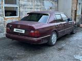 Mercedes-Benz E 230 1992 года за 1 300 000 тг. в Талдыкорган