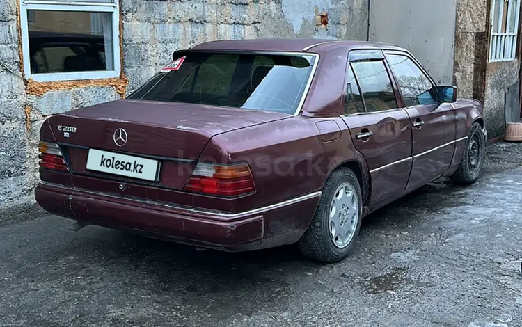 Mercedes-Benz E 230 1992 года за 1 100 000 тг. в Талдыкорган