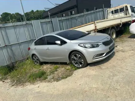 Kia Cerato 2015 года за 10 000 тг. в Алматы