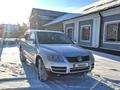 Volkswagen Touareg 2006 года за 6 500 000 тг. в Караганда – фото 3