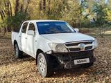 Toyota Hilux 2006 года за 4 800 000 тг. в Семей