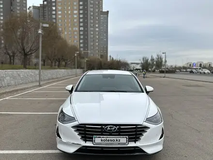 Hyundai Sonata 2023 года за 13 500 000 тг. в Астана – фото 4