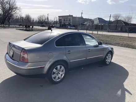 Volkswagen Passat 2005 года за 2 700 000 тг. в Тараз – фото 9