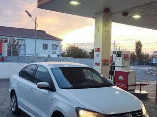 Volkswagen Polo, 2015