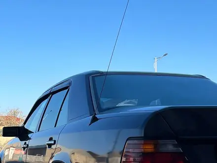 Mercedes-Benz E 280 1993 года за 3 300 000 тг. в Кызылорда – фото 5