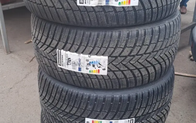 Bridgestone Blizak LM005 Передние 275/40 R21 Задние 315/35 R21for205 000 тг. в Алматы