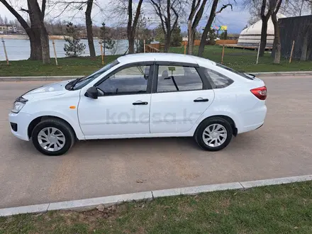 ВАЗ (Lada) Granta 2190 2015 года за 2 950 000 тг. в Алматы – фото 7