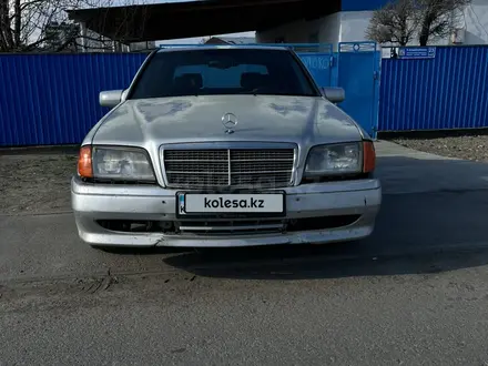 Mercedes-Benz C 280 1995 года за 1 600 000 тг. в Талдыкорган