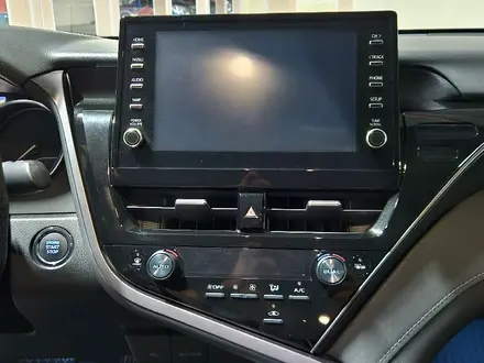 Toyota Camry 2023 года за 17 000 000 тг. в Актау – фото 11