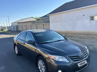 Toyota Camry, 2011