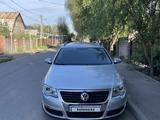 Volkswagen Passat 2010 года за 4 500 000 тг. в Алматы – фото 2
