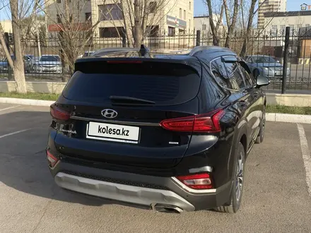 Hyundai Santa Fe 2020 года за 14 500 000 тг. в Астана – фото 15
