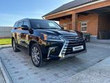 Lexus LX 570 2016 годаүшін39 999 999 тг. в Костанай