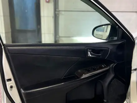 Toyota Camry 2016 года за 9 500 000 тг. в Караганда – фото 14