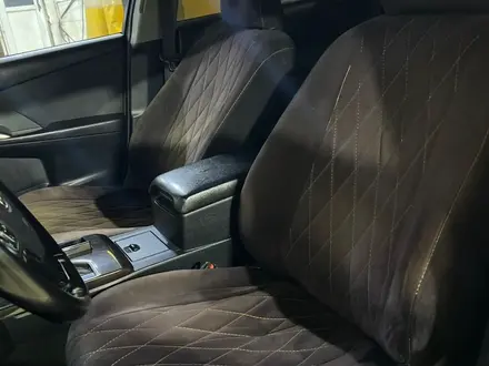 Toyota Camry 2016 года за 9 500 000 тг. в Караганда – фото 17
