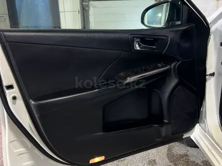 Toyota Camry 2016 года за 9 500 000 тг. в Караганда – фото 26