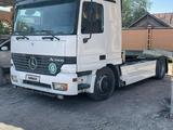 Mercedes-Benz  Actros 2000 годаfor10 500 000 тг. в Тараз – фото 3