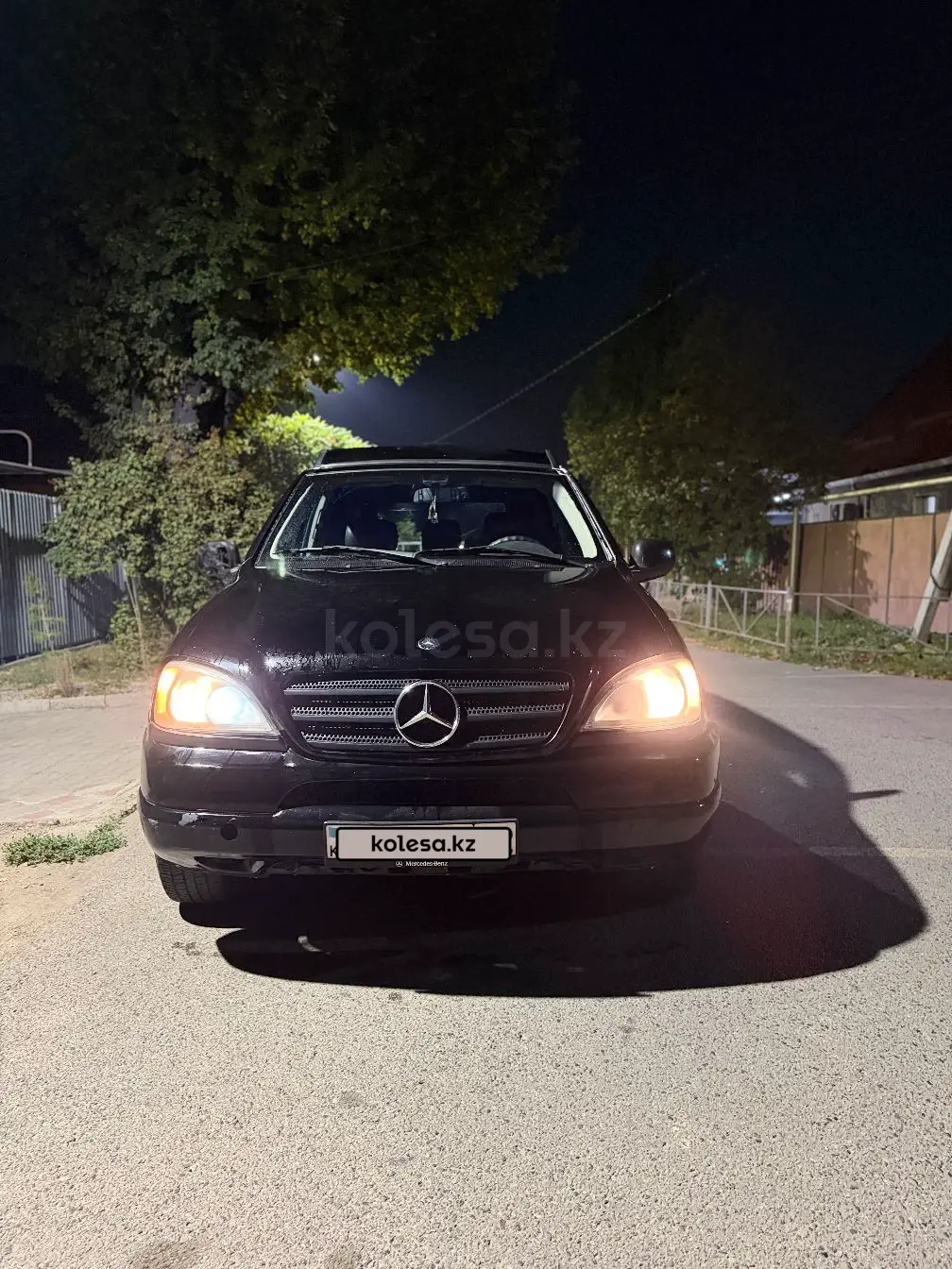 Mercedes-Benz M-Class, 2001