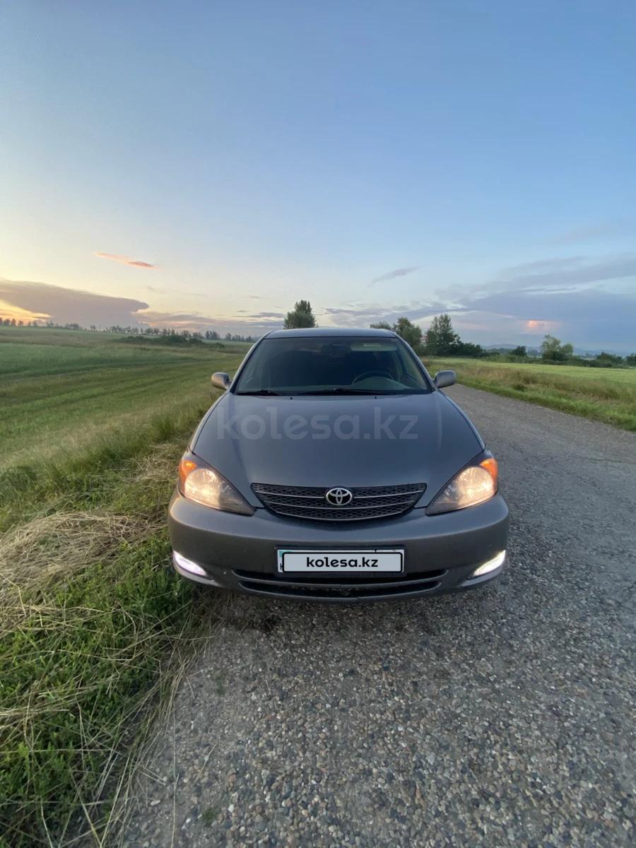 Toyota Camry 2002 г.