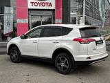 Toyota RAV4 2016 года за 12 075 000 тг. в Усть-Каменогорск – фото 2