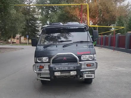 Mitsubishi Delica 1993 года за 1 700 000 тг. в Алматы – фото 2