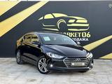 Hyundai Elantra 2018 года за 9 900 000 тг. в Атырау – фото 2