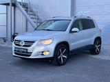 Volkswagen Tiguan 2008 года за 4 690 000 тг. в Караганда