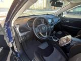 Jeep Cherokee 2015 года за 5 950 000 тг. в Актобе – фото 2