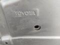 Капот toyota avalon 30 за 80 000 тг. в Алматы – фото 5