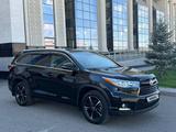 Toyota Highlander 2014 года за 13 900 000 тг. в Алматы – фото 2