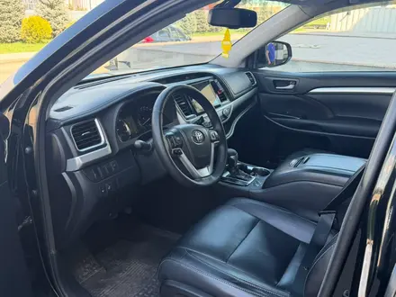 Toyota Highlander 2014 года за 13 900 000 тг. в Алматы – фото 7