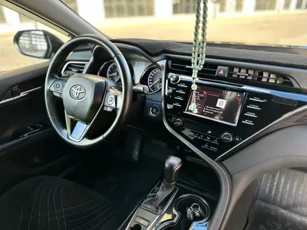 Toyota Camry 2018 года за 14 000 000 тг. в Актау – фото 10