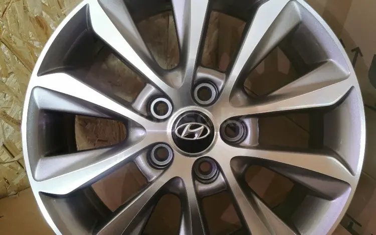 Диски комплект R17 5x114.3 Hyundai за 210 000 тг. в Алматы