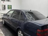 Volkswagen Passat 1995 года за 1 199 990 тг. в Актобе – фото 4