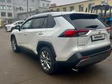 Toyota RAV4 2021 года за 16 900 000 тг. в Петропавловск – фото 4