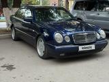 Mercedes-Benz E 280 1996 годаүшін2 100 000 тг. в Караганда