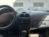 Hyundai Accent 2004 года за 2 250 000 тг. в Актобе – фото 5